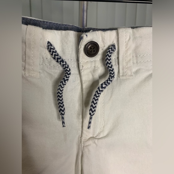 Gymboree white linen shorts Size: 4T Like New. - Picture 2 of 9